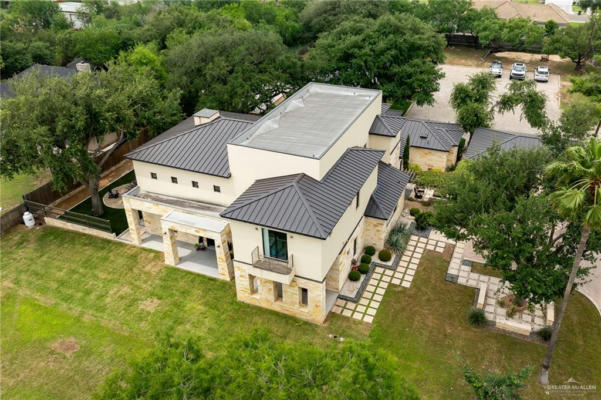 3009 N GLASSCOCK RD, MISSION, TX 78574, photo 3 of 45